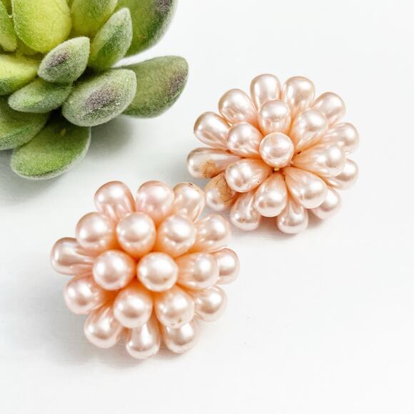 Vintage Pink Faux Pearl Mid-Century Clip Earrings - Picture 1 of 4